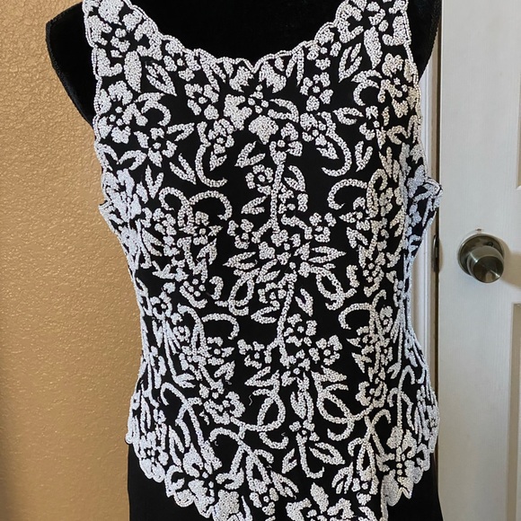 J Kara Black & White beaded dress - Picture 5 of 7